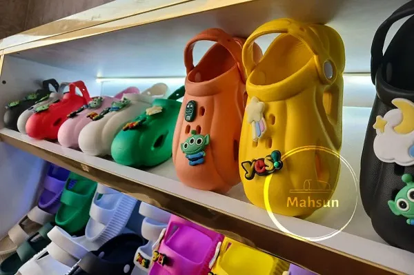 عمده فروشی دمپایی بچه گانه