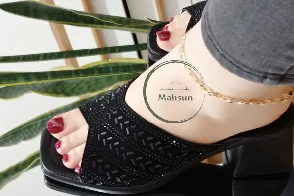 خرید دمپایی روفرشی پاشنه دار