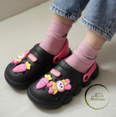 کراکس زنانه پلاستیکی مدل رابیت